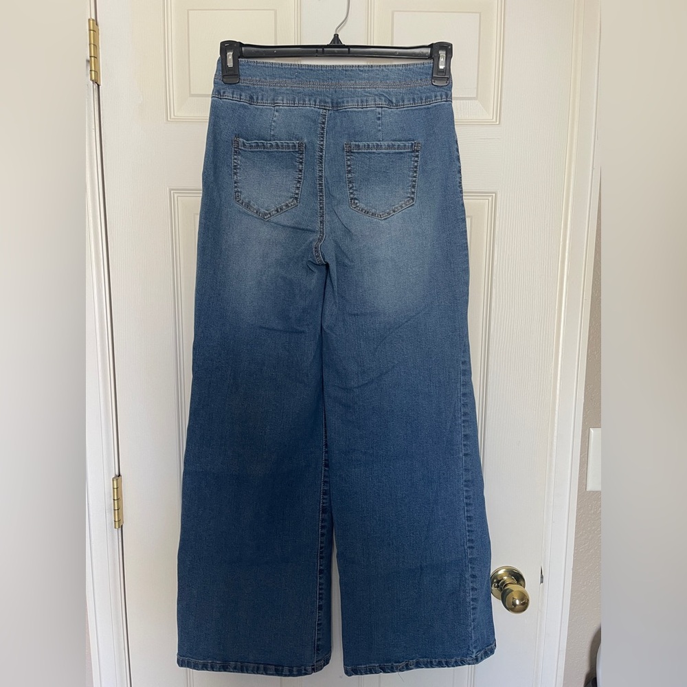 Blue Slice Wide-Leg Jeans‎ | Juniors Size 5 | Wide Leg, Blue, Mock-Front Pockets - Picture 3 of 8